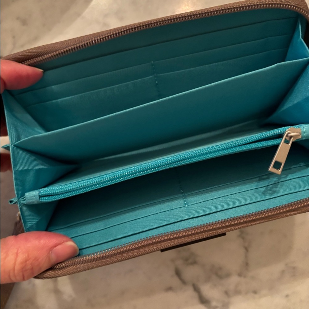 Travelon Taupe Wristlet Wallet - Picture 4 of 4
